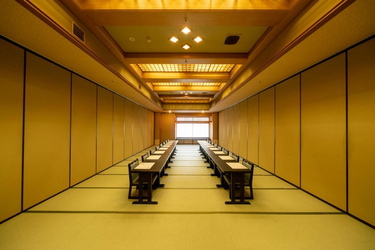 Hotel Miya Rikyu Хацукаити Экстерьер фото