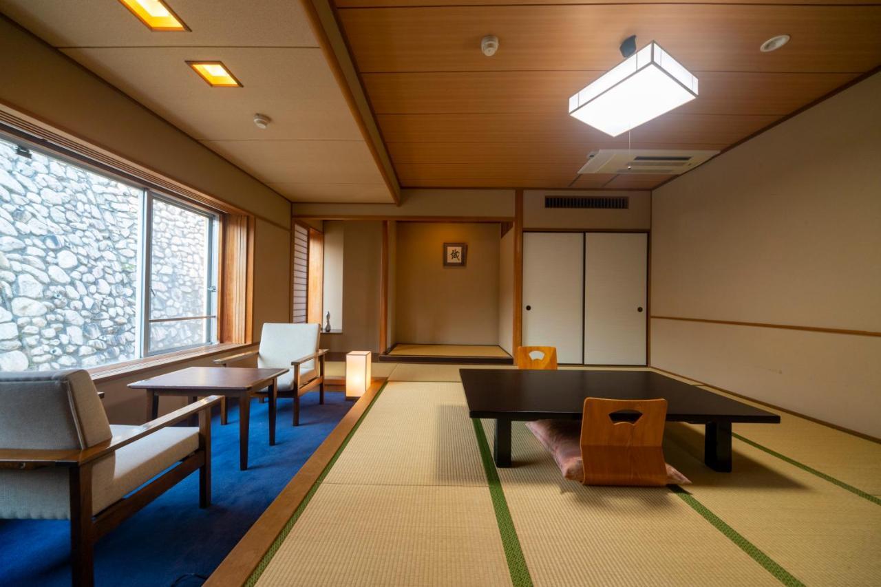 Hotel Miya Rikyu Хацукаити Экстерьер фото