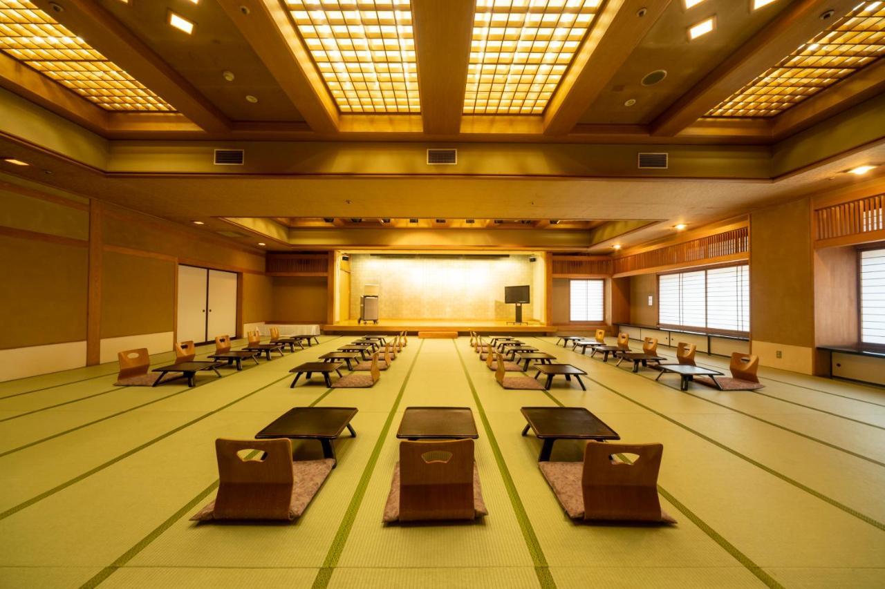 Hotel Miya Rikyu Хацукаити Экстерьер фото