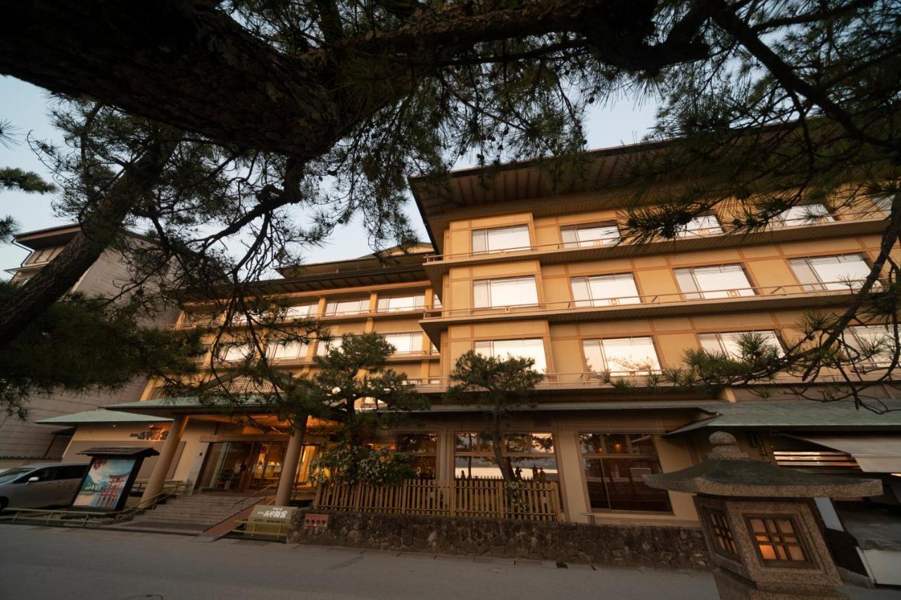 Hotel Miya Rikyu Хацукаити Экстерьер фото